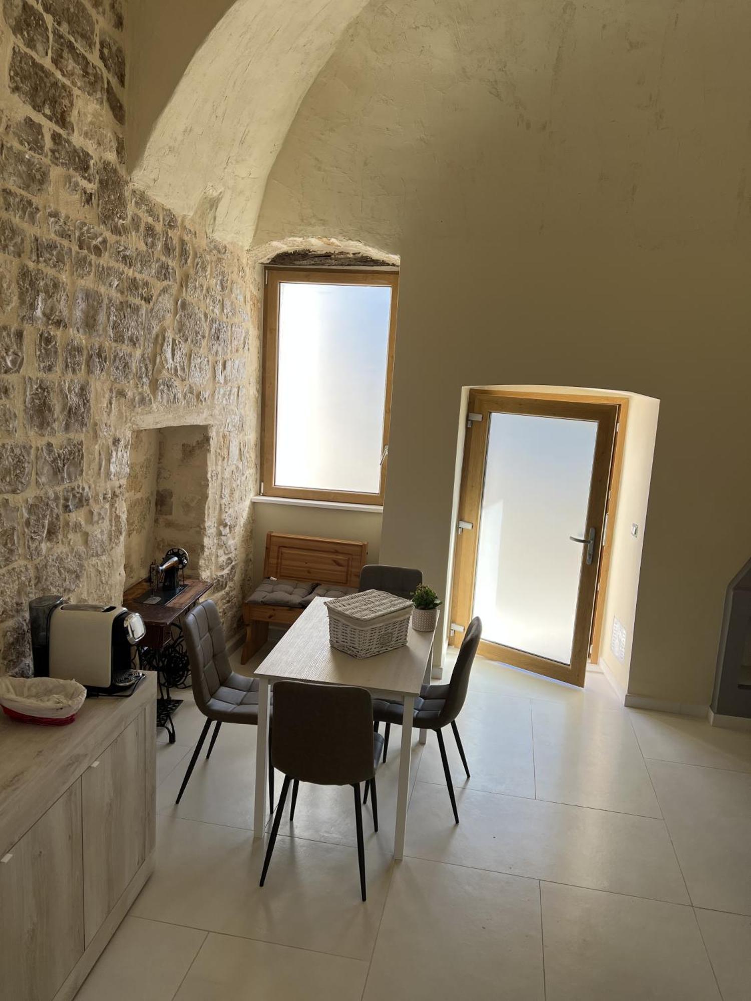 Bed and Breakfast Intra Moenia Бишелье Экстерьер фото